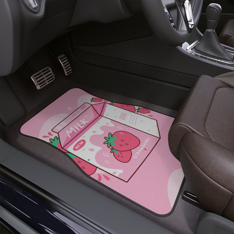 Tapis de Sol Voiture Kawaii Décor Bouteille Brique au Lait de Fraise Avant